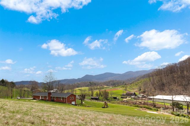 17 Boyd Cove Road, Leicester, NC 28748
