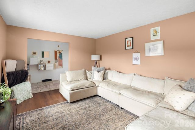 17 Boyd Cove Road, Leicester, NC 28748
