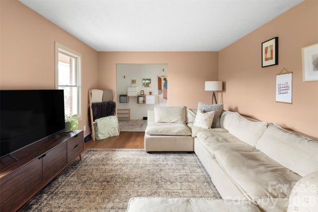 17 Boyd Cove Road, Leicester, NC 28748