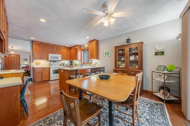 1579 POND VIEW DRIVE, Neenah, WI 54956