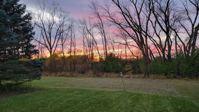 1579 POND VIEW DRIVE, Neenah, WI 54956