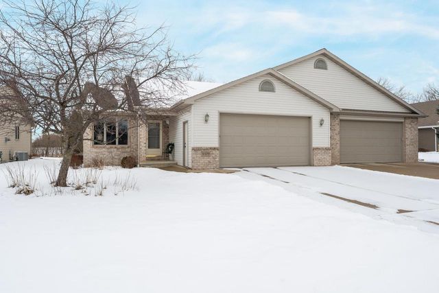 1579 POND VIEW DRIVE, Neenah, WI 54956