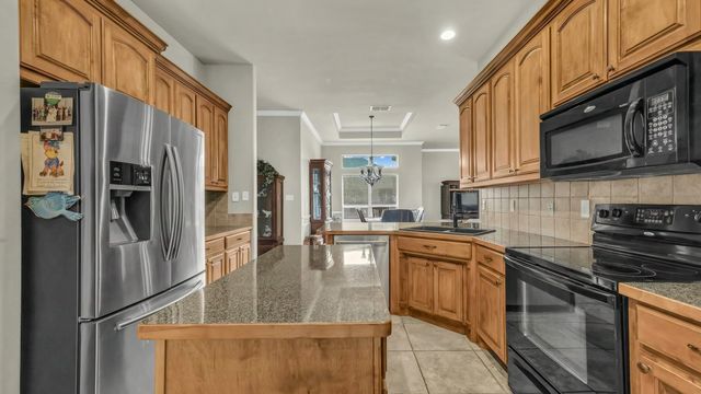 8228 Fall Crest Drive, Fort Worth, TX 76053