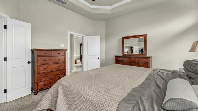 8228 Fall Crest Drive, Fort Worth, TX 76053