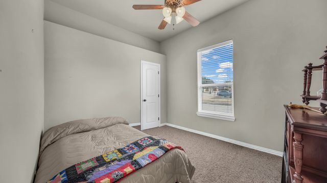 8228 Fall Crest Drive, Fort Worth, TX 76053