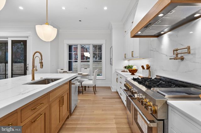 7113 FAIRFAX RD, Bethesda, MD 20814