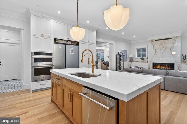 7113 FAIRFAX RD, Bethesda, MD 20814