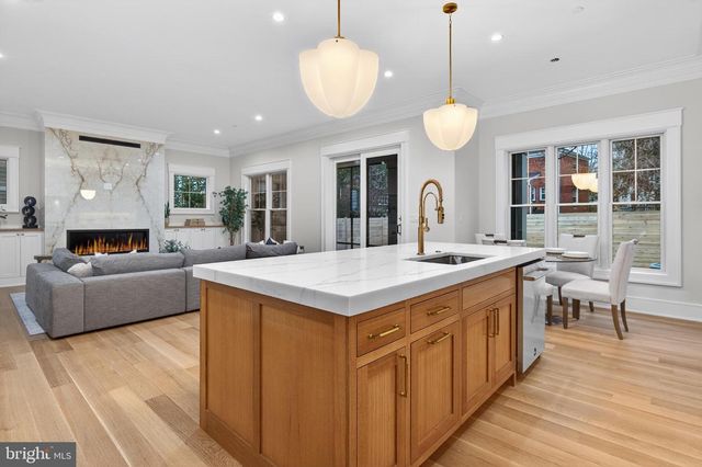 7113 FAIRFAX RD, Bethesda, MD 20814