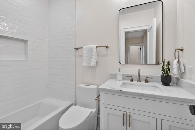 7113 FAIRFAX RD, Bethesda, MD 20814