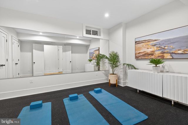 7113 FAIRFAX RD, Bethesda, MD 20814