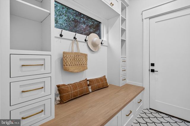 7113 FAIRFAX RD, Bethesda, MD 20814