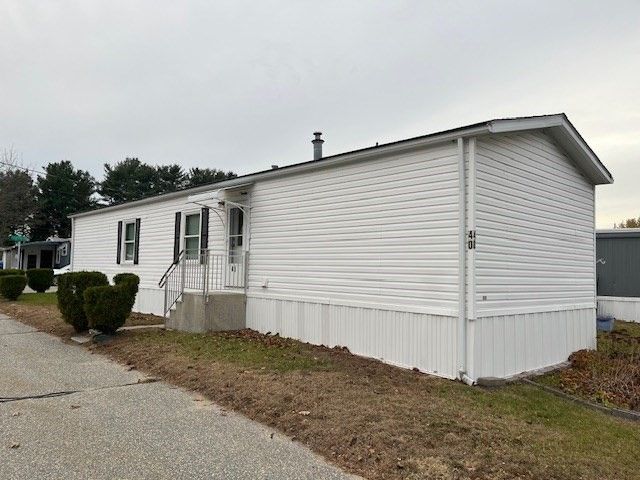 735 Memorial Drive 40, Chicopee, MA 01020