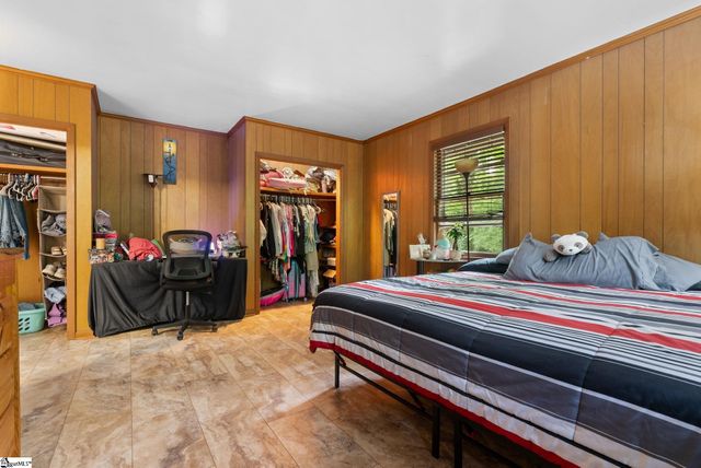 1020 Woodburn Road, Spartanburg, SC 29302