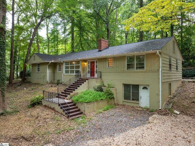 1020 Woodburn Road, Spartanburg, SC 29302