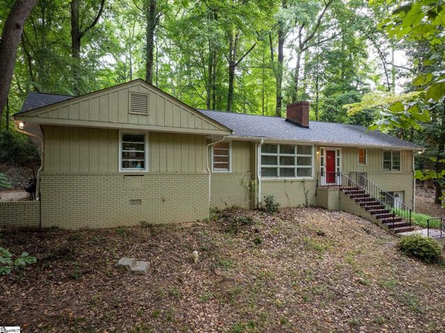 1020 Woodburn Road, Spartanburg, SC 29302