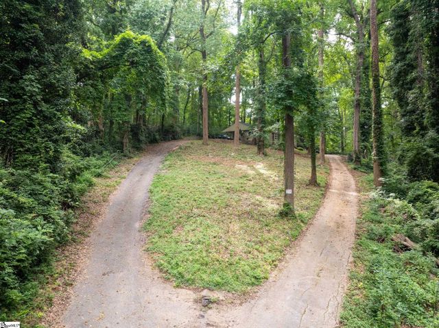 1020 Woodburn Road, Spartanburg, SC 29302