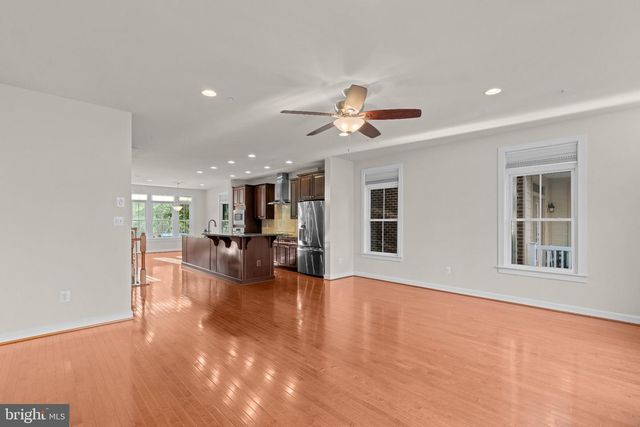 419 PARKVIEW AVE, Gaithersburg, MD 20866