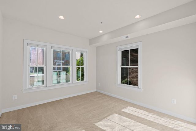 419 PARKVIEW AVE, Gaithersburg, MD 20866