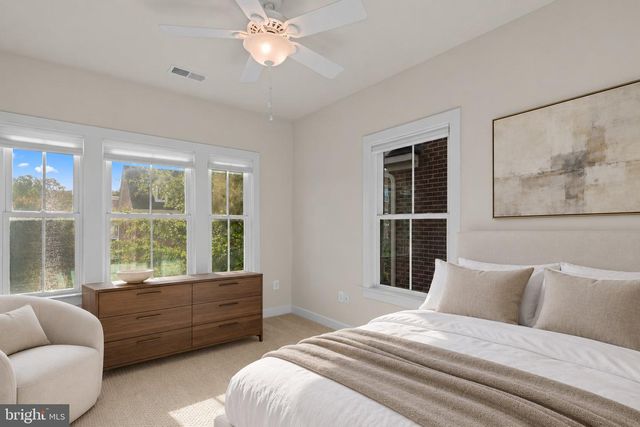 419 PARKVIEW AVE, Gaithersburg, MD 20866