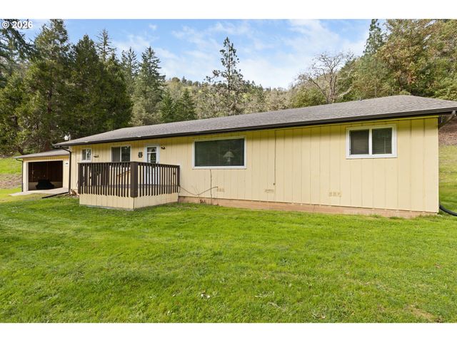 1386 RICHARDSON Rd, Myrtle Creek, OR 97457