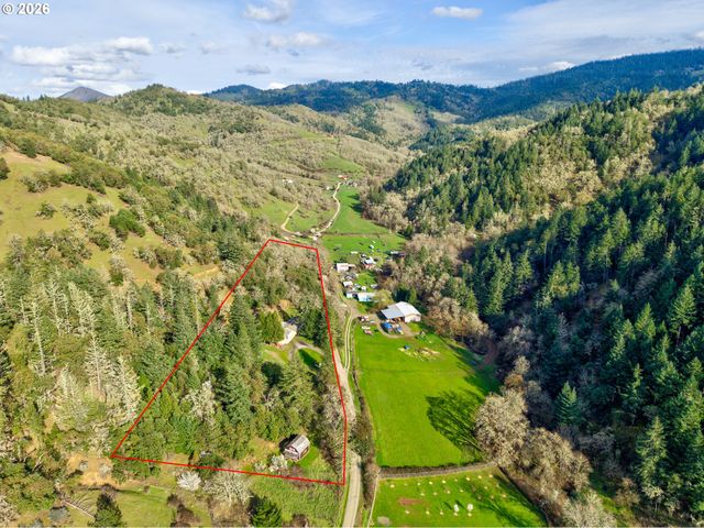 1386 RICHARDSON Rd, Myrtle Creek, OR 97457