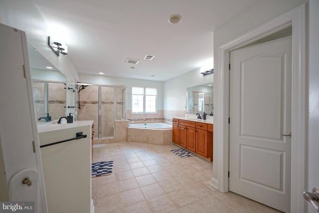 127 STARBOARD WAY, Mount Laurel, NJ 08054