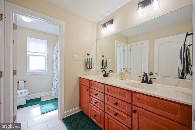 127 STARBOARD WAY, Mount Laurel, NJ 08054