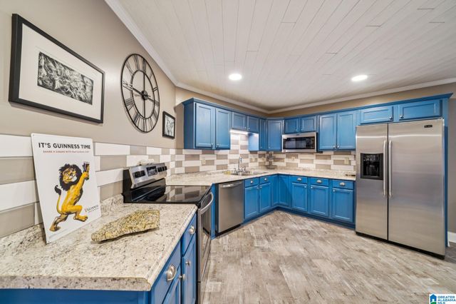 799 HIDDEN RIDGE, Chelsea, AL 35043