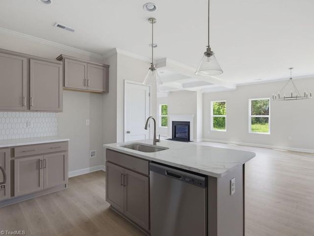 1102 Beeson Court, Clemmons, NC 27012