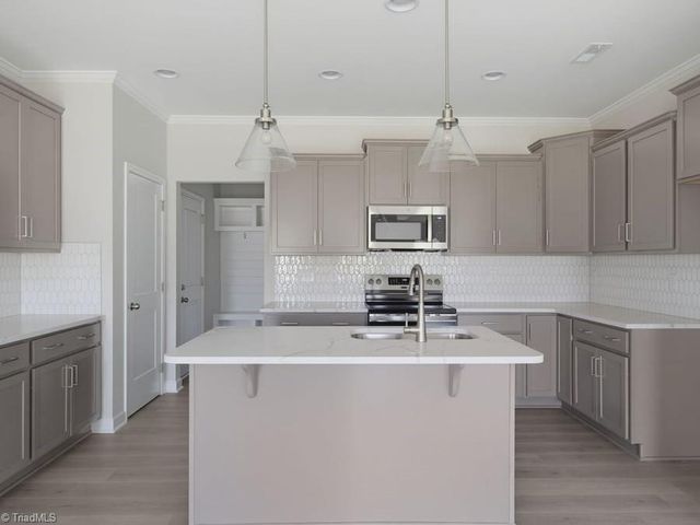 1102 Beeson Court, Clemmons, NC 27012