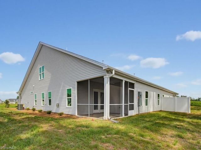1102 Beeson Court, Clemmons, NC 27012