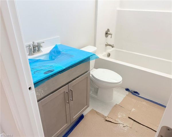 1102 Beeson Court, Clemmons, NC 27012