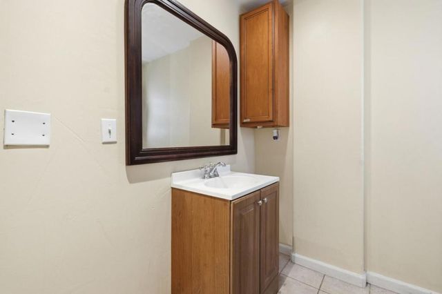 36 Pine Street, Salinas, CA 93901