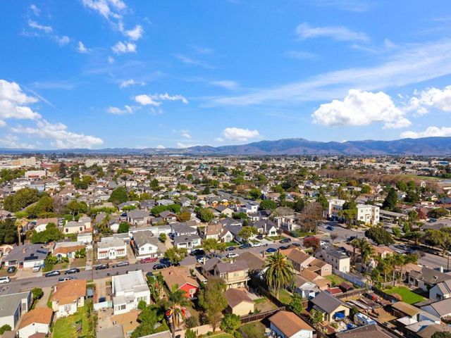 36 Pine Street, Salinas, CA 93901