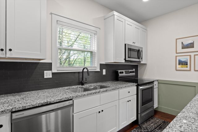 512 Hedgewood Drive, Chattanooga, TN 37405