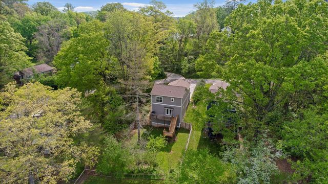 512 Hedgewood Drive, Chattanooga, TN 37405