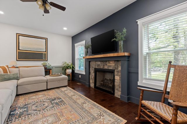 512 Hedgewood Drive, Chattanooga, TN 37405