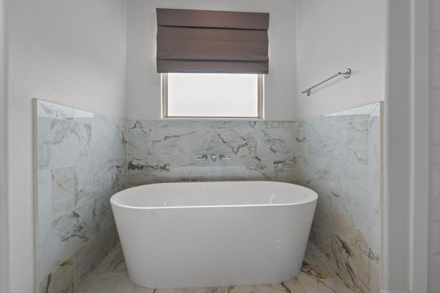 351 Sharla Smelley Road, Weatherford, TX 76088