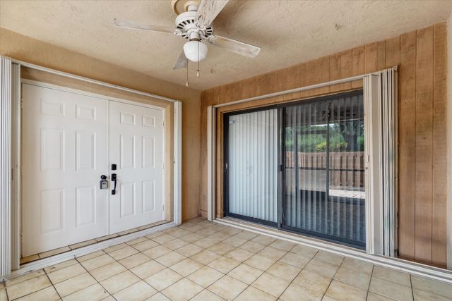 2035 SW 24TH Circle, Boynton Beach, FL 33426