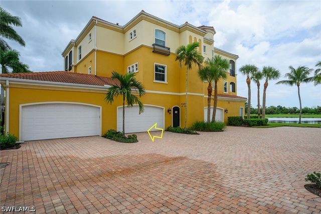 1418 Borghese LN 201, Naples, FL 34114