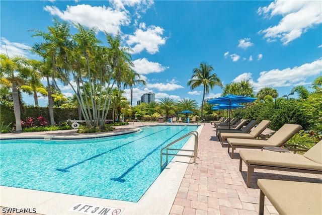 1418 Borghese LN 201, Naples, FL 34114