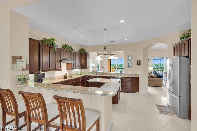 1418 Borghese LN 201, Naples, FL 34114