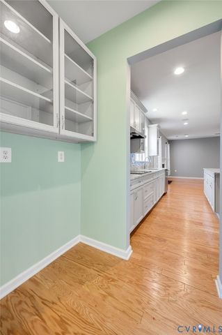 10404 Chickahominy Falls Ln, Glen Allen, VA 23059