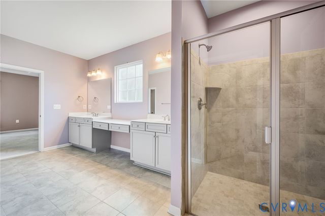 10404 Chickahominy Falls Ln, Glen Allen, VA 23059
