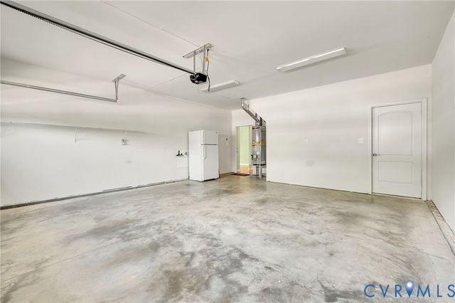 10404 Chickahominy Falls Ln, Glen Allen, VA 23059