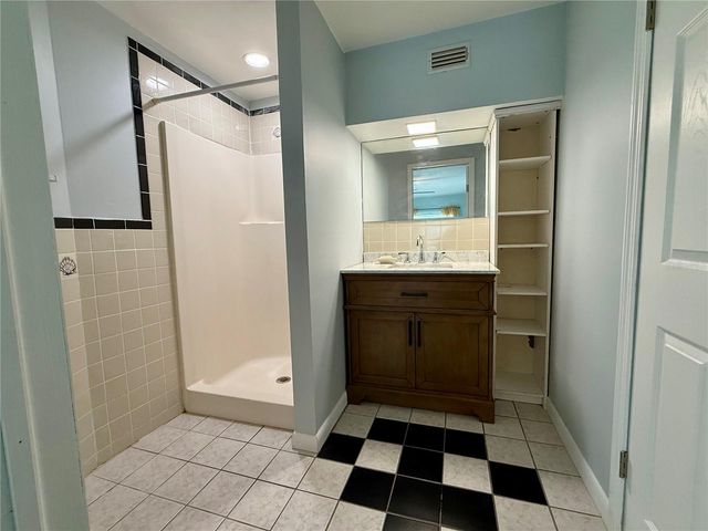 4313 S HUBERT AVENUE, Tampa, FL 33611