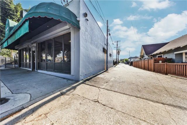 2218 Daly, Los Angeles, CA 90031