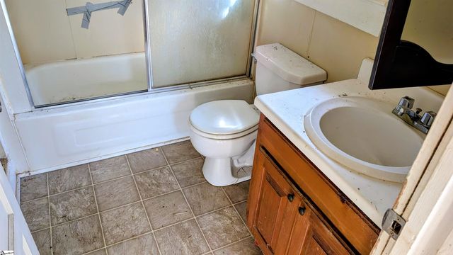 12 Capers Street, Pelzer, SC 29669