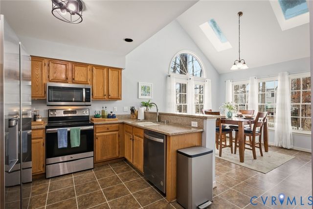 14906 Orchard Grove Dr, Midlothian, VA 23112