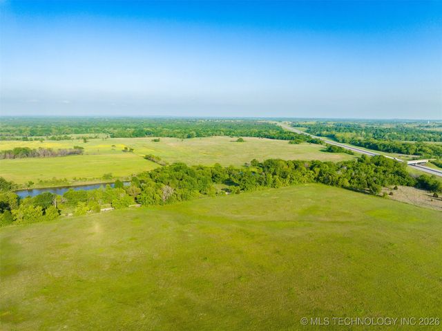12 N 4212 Road, Porter, OK 74454